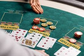 Live roulette wheel at 37 togel with HD croupier broadcast